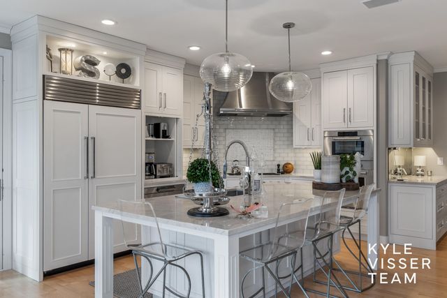 1798 Flowers Mill Drive NE, Grand Rapids, MI 49525