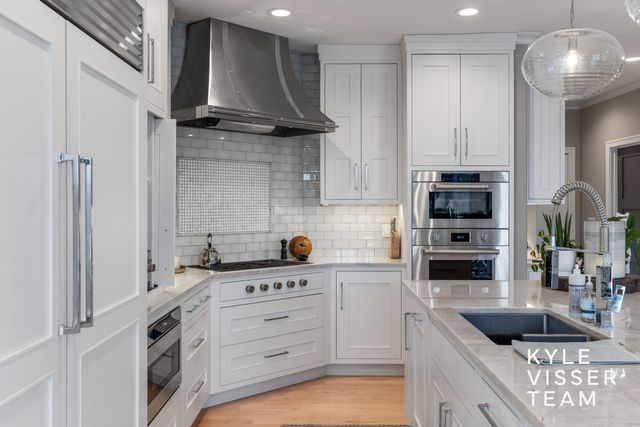 1798 Flowers Mill Drive NE, Grand Rapids, MI 49525