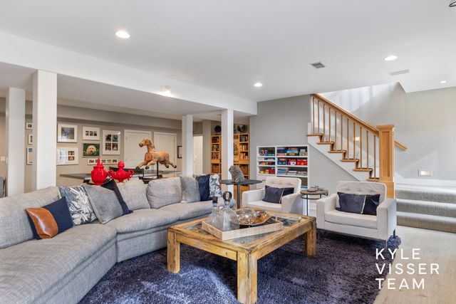 1798 Flowers Mill Drive NE, Grand Rapids, MI 49525
