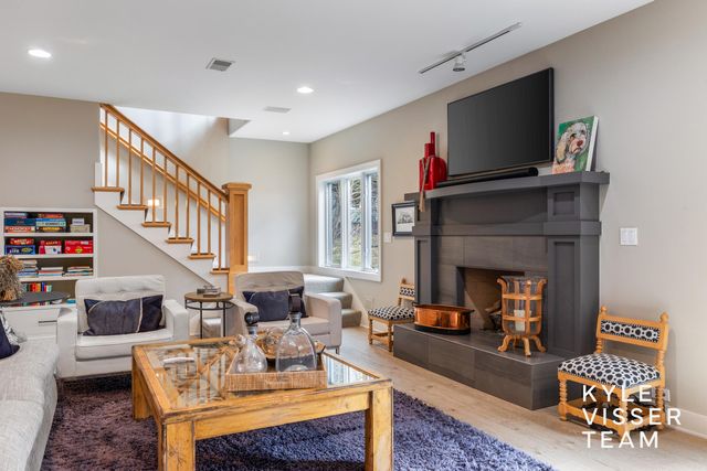1798 Flowers Mill Drive NE, Grand Rapids, MI 49525