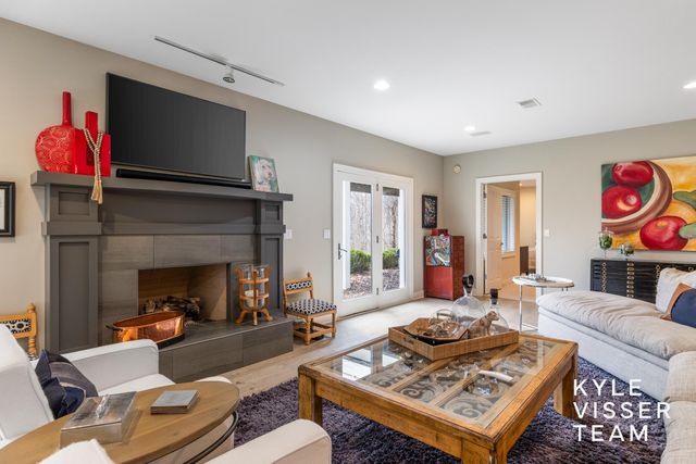 1798 Flowers Mill Drive NE, Grand Rapids, MI 49525