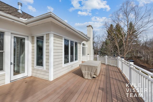 1798 Flowers Mill Drive NE, Grand Rapids, MI 49525
