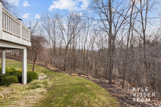 1798 Flowers Mill Drive NE, Grand Rapids, MI 49525