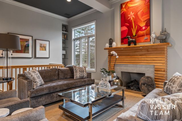 1798 Flowers Mill Drive NE, Grand Rapids, MI 49525