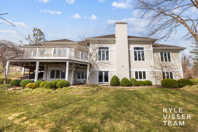 1798 Flowers Mill Drive NE, Grand Rapids, MI 49525