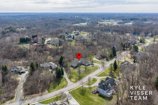 1798 Flowers Mill Drive NE, Grand Rapids, MI 49525