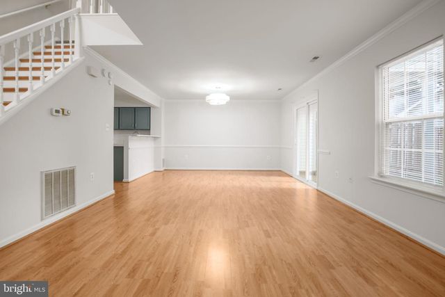 2 REGENCY DR, Stafford, VA 22554