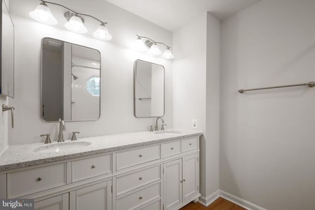 2 REGENCY DR, Stafford, VA 22554