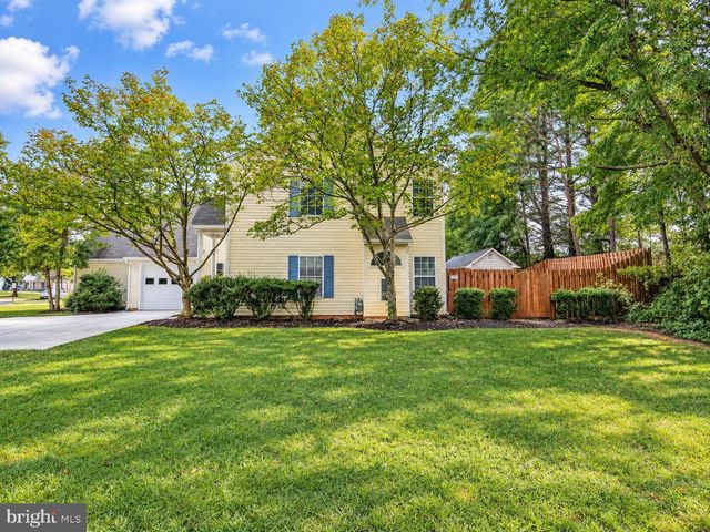 2 REGENCY DR, Stafford, VA 22554