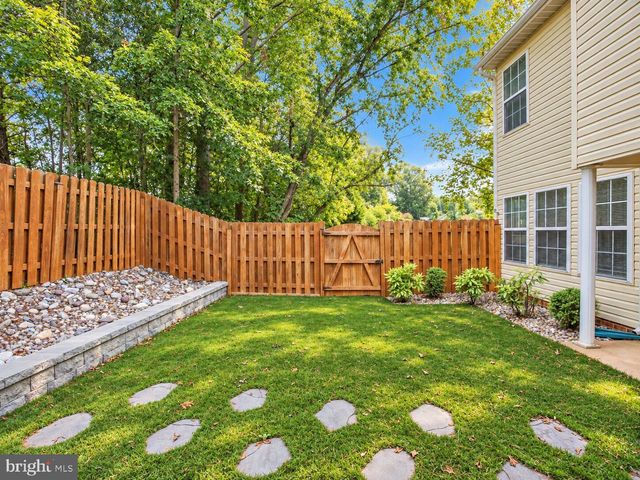 2 REGENCY DR, Stafford, VA 22554