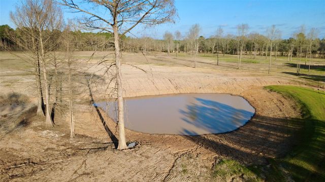 693 County Road 4700, Kennard, TX 75847