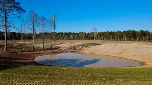 693 County Road 4700, Kennard, TX 75847