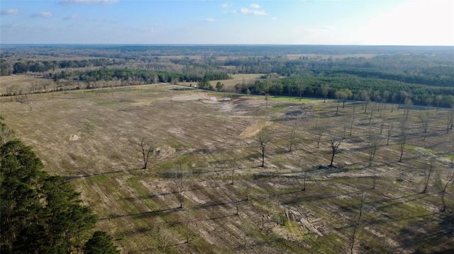 693 County Road 4700, Kennard, TX 75847