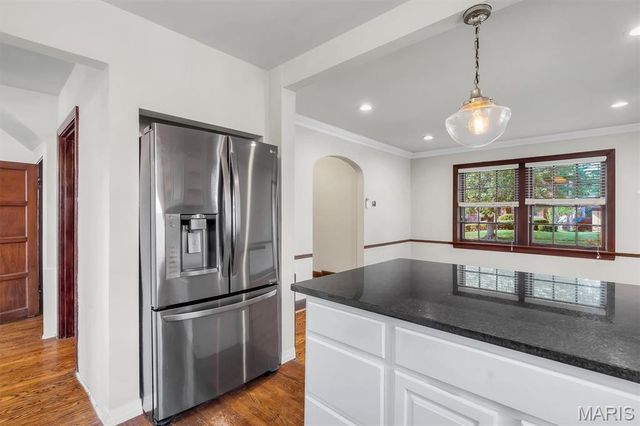 7312 Ravinia Drive, St Louis, MO 63121