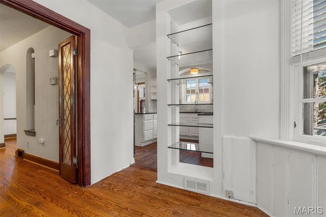 7312 Ravinia Drive, St Louis, MO 63121