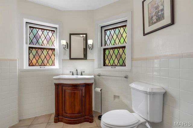 7312 Ravinia Drive, St Louis, MO 63121