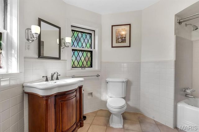 7312 Ravinia Drive, St Louis, MO 63121