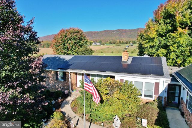 8289 BACK RD, Maurertown, VA 22644