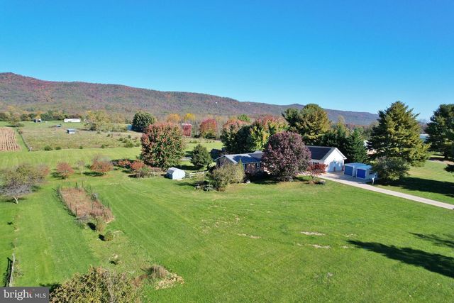 8289 BACK RD, Maurertown, VA 22644
