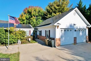 8289 BACK RD, Maurertown, VA 22644