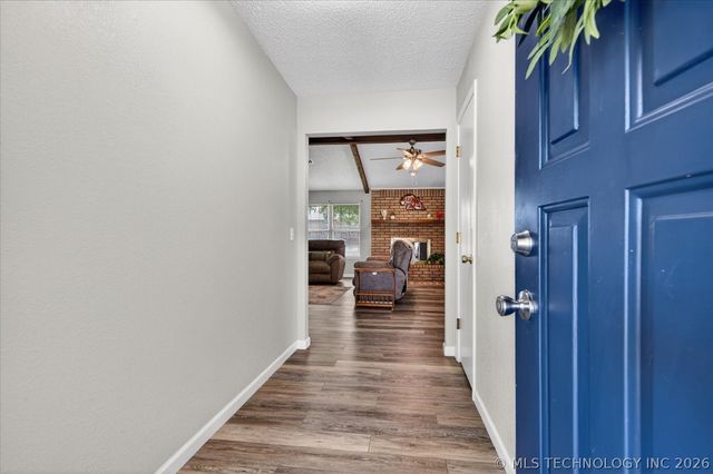 119 Canterbury Court, Bartlesville, OK 74006