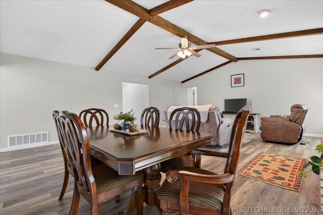 119 Canterbury Court, Bartlesville, OK 74006