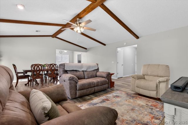 119 Canterbury Court, Bartlesville, OK 74006