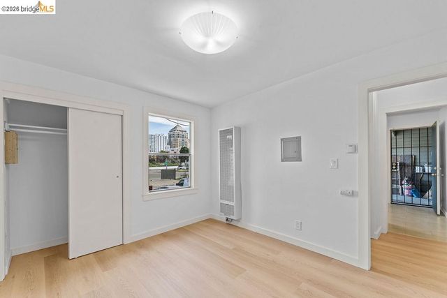 769 17th St, Oakland, CA 94612