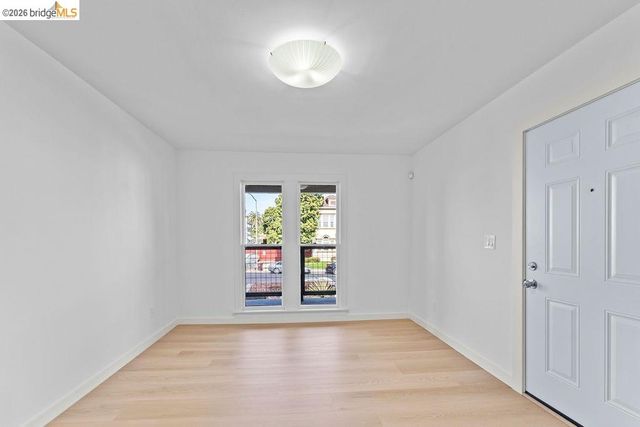 769 17th St, Oakland, CA 94612