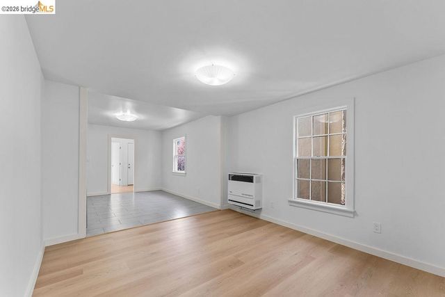 769 17th St, Oakland, CA 94612