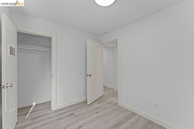 769 17th St, Oakland, CA 94612