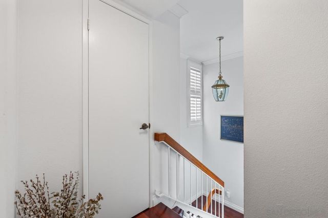 6960 Caminito Curva, San Diego, CA 92119