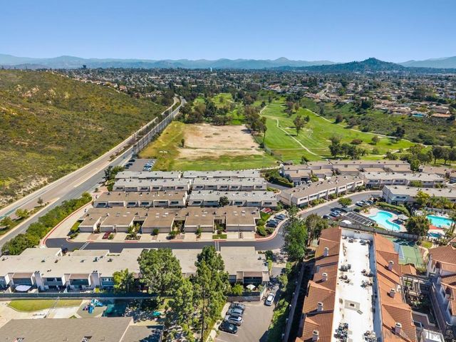 6960 Caminito Curva, San Diego, CA 92119