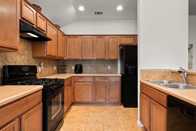181 Stone Crest BLVD, Buda, TX 78610