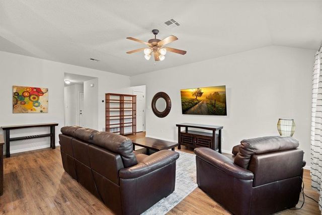 181 Stone Crest BLVD, Buda, TX 78610