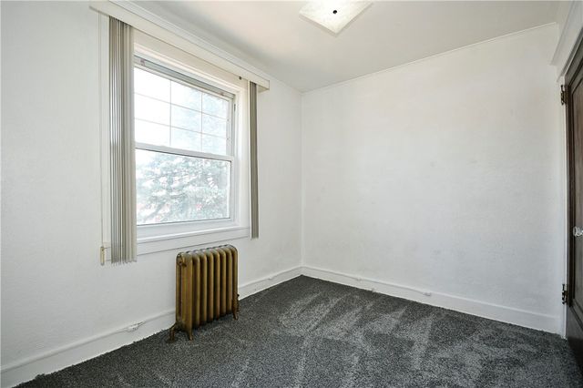 2110 West St, Munhall, PA 15120