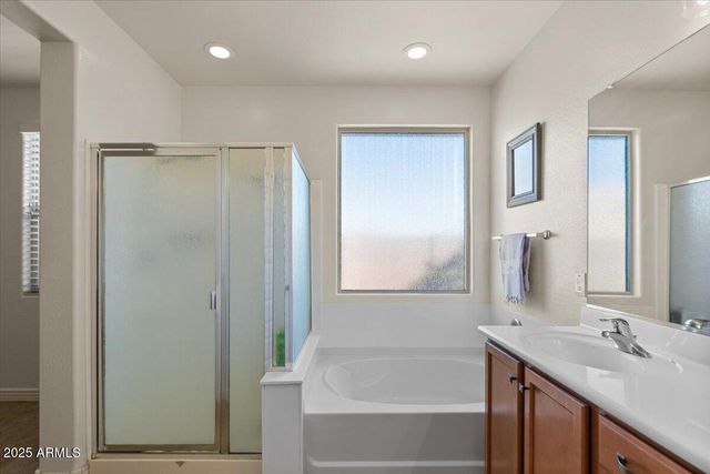 2674 E Cherry Hill Drive, Gilbert, AZ 85298