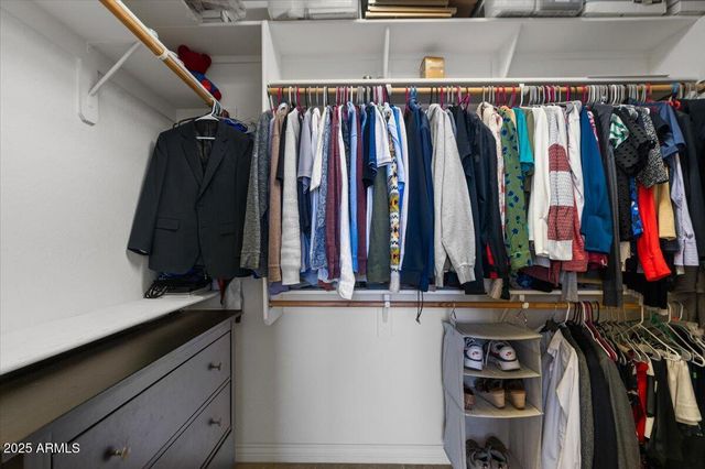 2674 E Cherry Hill Drive, Gilbert, AZ 85298