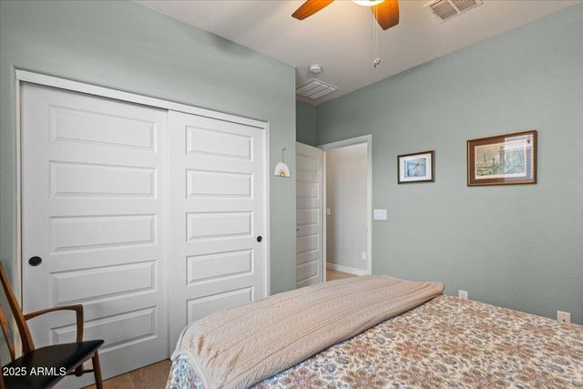 2674 E Cherry Hill Drive, Gilbert, AZ 85298