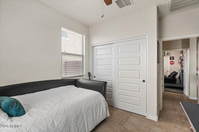 2674 E Cherry Hill Drive, Gilbert, AZ 85298