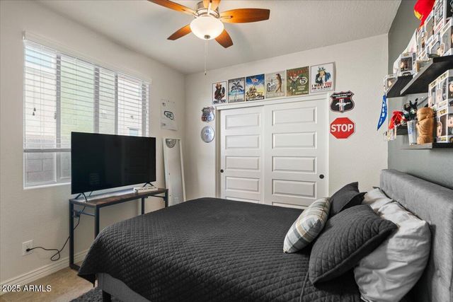 2674 E Cherry Hill Drive, Gilbert, AZ 85298