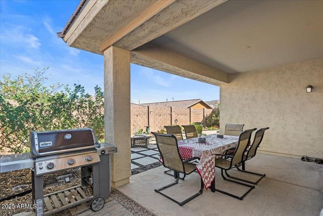 2674 E Cherry Hill Drive, Gilbert, AZ 85298