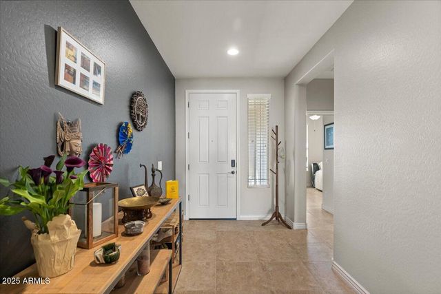 2674 E Cherry Hill Drive, Gilbert, AZ 85298