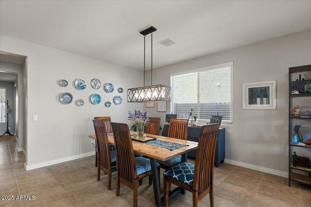 2674 E Cherry Hill Drive, Gilbert, AZ 85298