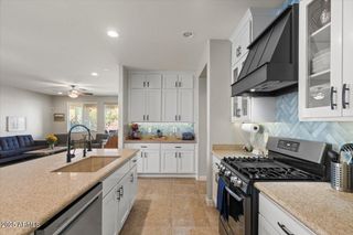 2674 E Cherry Hill Drive, Gilbert, AZ 85298