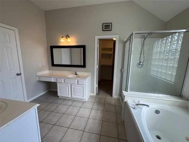 5942 Crestford Park Lane, Houston, TX 77084