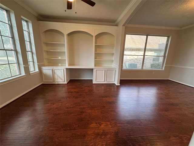 5942 Crestford Park Lane, Houston, TX 77084