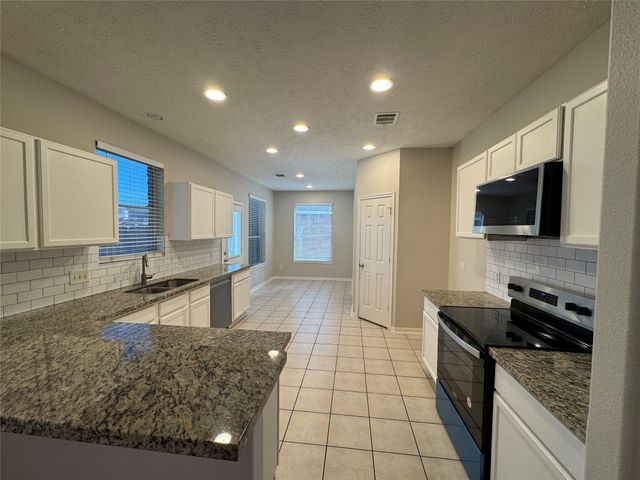 5942 Crestford Park Lane, Houston, TX 77084