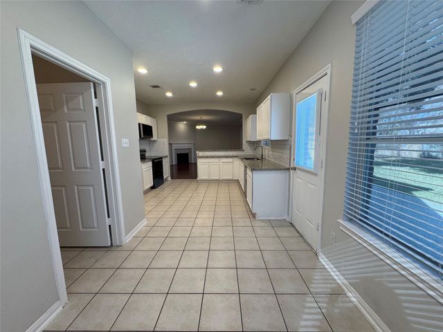 5942 Crestford Park Lane, Houston, TX 77084