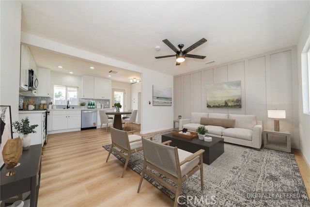 1027 Griffith Way, Hemet, CA 92543